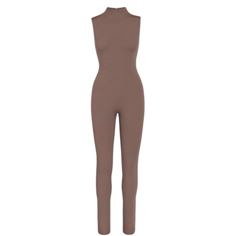 SKIMS Umber ALL IN ONE Sleeveless Mock Neck One Piece Bodysuit Catsuit small